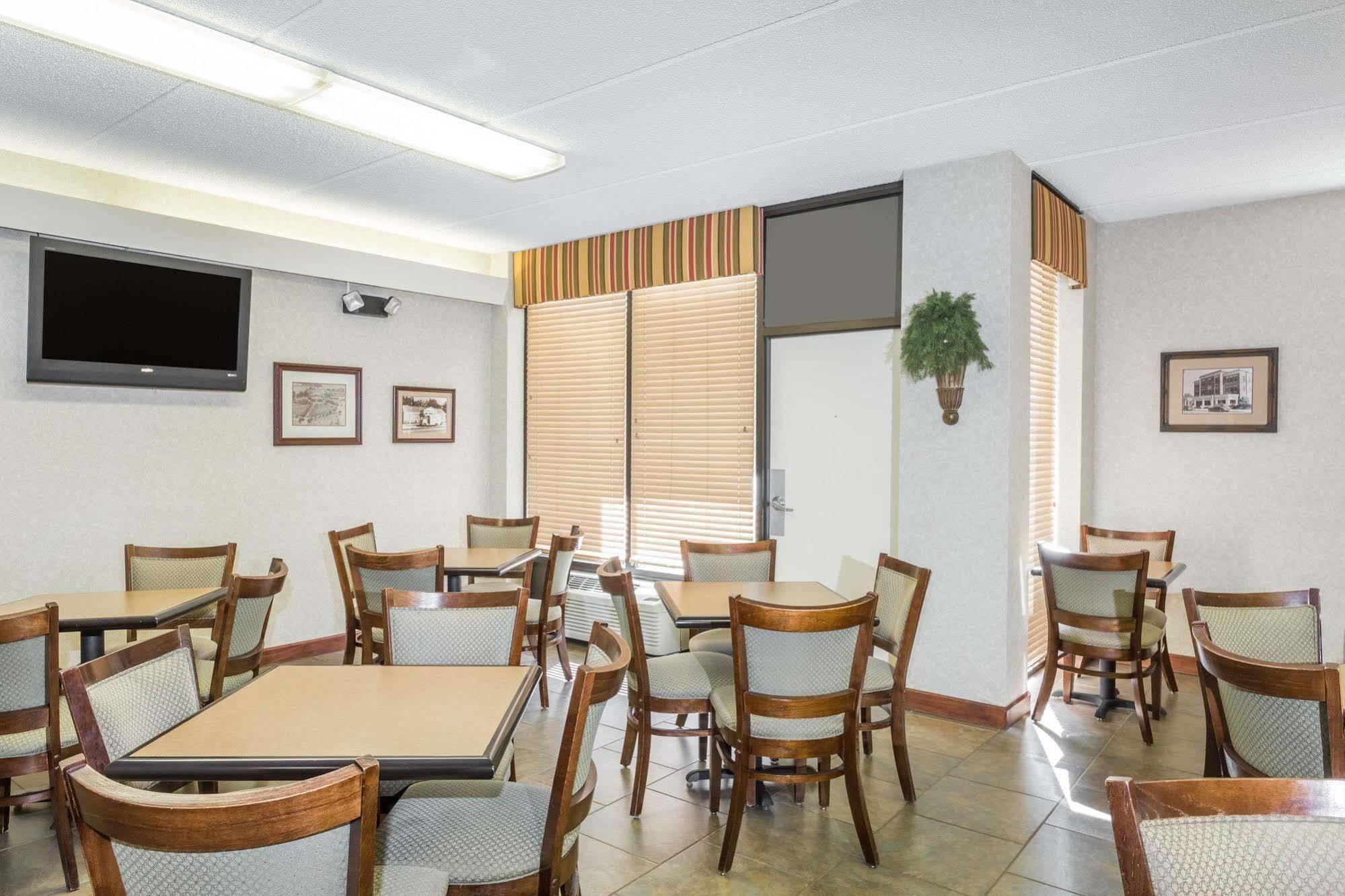 Days Inn By Wyndham Statesboro Luaran gambar